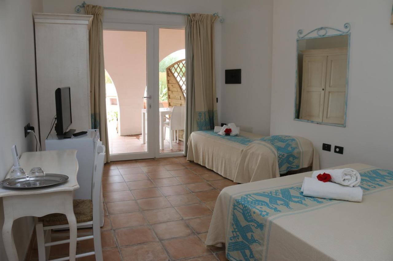 Hotel Altura Villasimius Εξωτερικό φωτογραφία