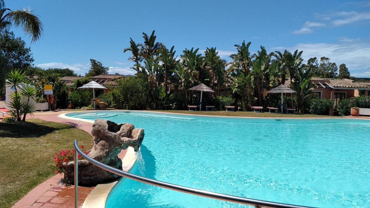 Hotel Altura Villasimius Εξωτερικό φωτογραφία