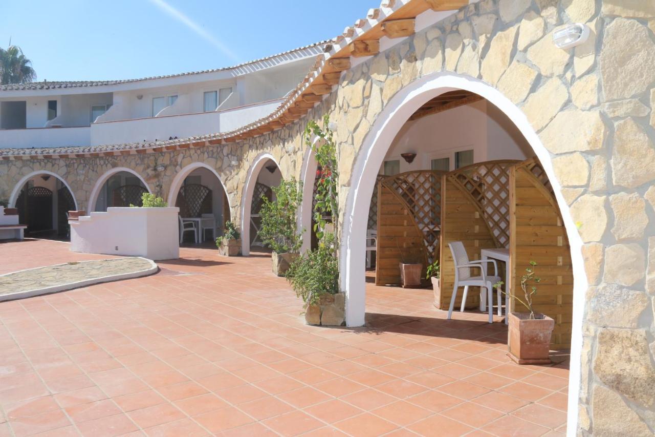Hotel Altura Villasimius Εξωτερικό φωτογραφία