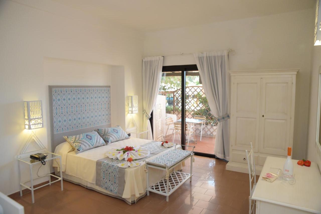 Hotel Altura Villasimius Εξωτερικό φωτογραφία